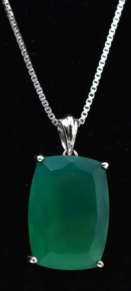 Green Crystal Necklace And Earrings Set