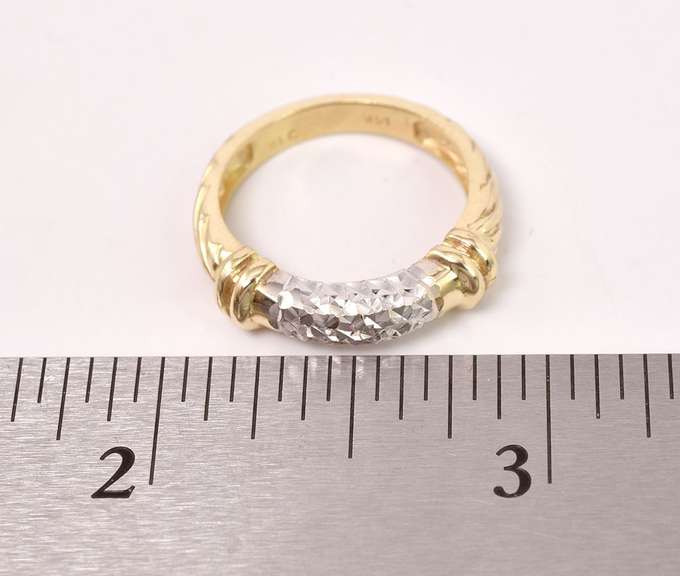 Unique Band Ring in 14K Two-Tone Gold