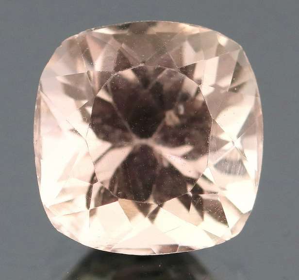 Stunning 5.85ct high fire platinum pink Kunzite