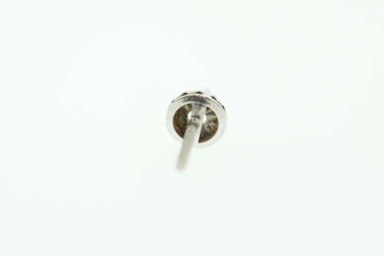 Singular Platinum Diamond Stud Earring