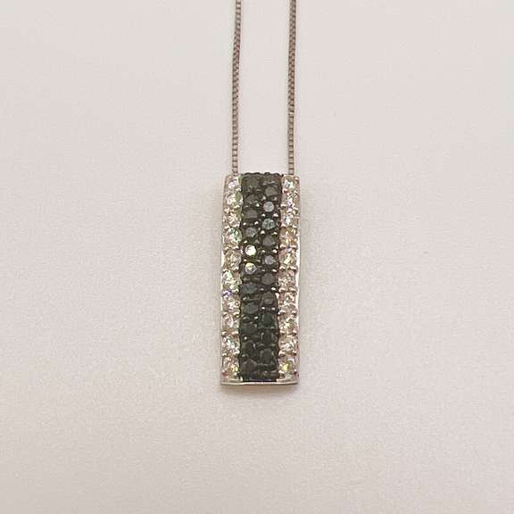 14kt Gold & Diamond Pendant Necklace