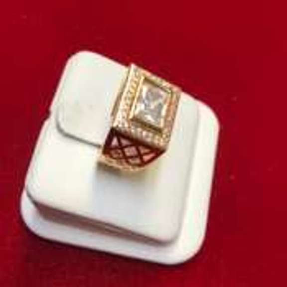 14K YELLOW GOLD UNISEX CRYSTAL RING