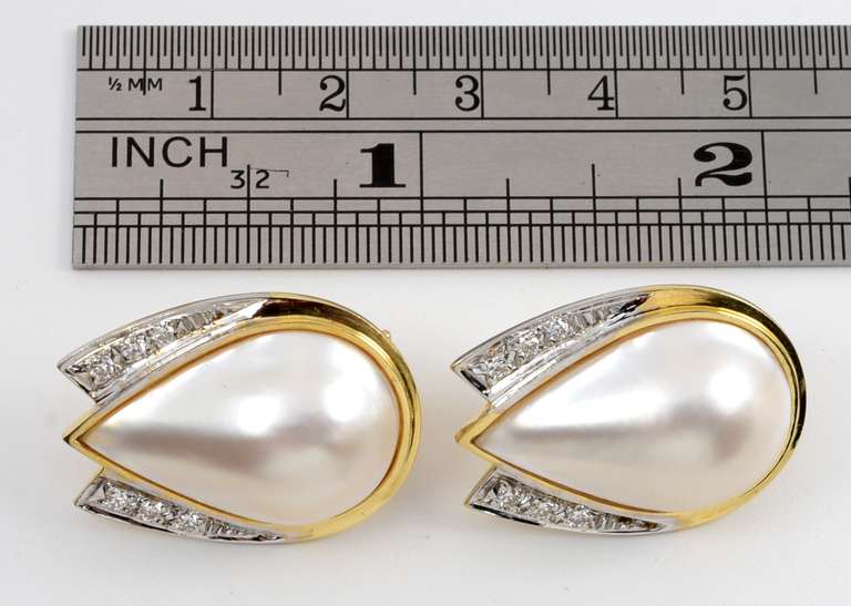 Beatiful Pear Shaped Mobe Pearl Earrings