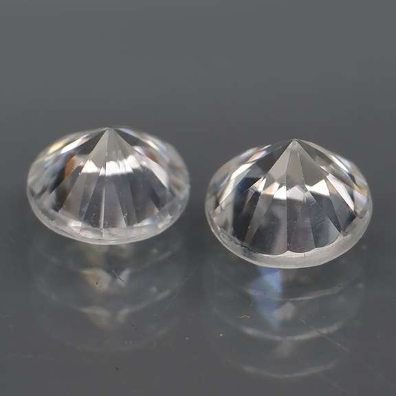 High grade 2.48ct pure white Zircon pair
