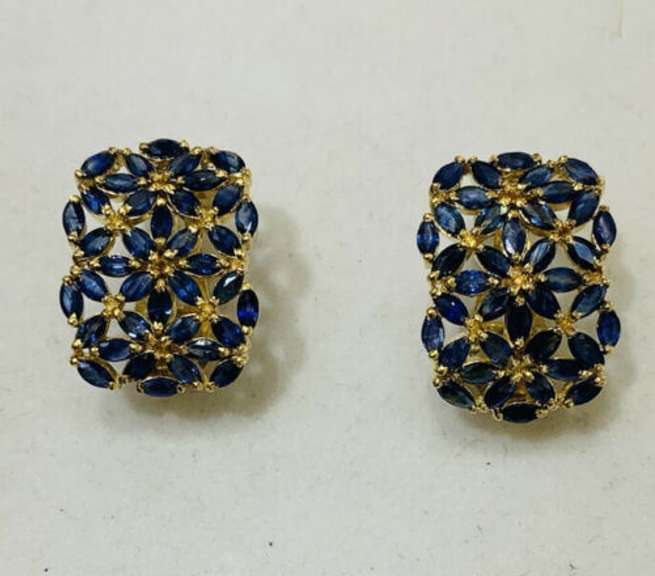 7.0 Carat Emerald Earrings in 14kt Solid Gold