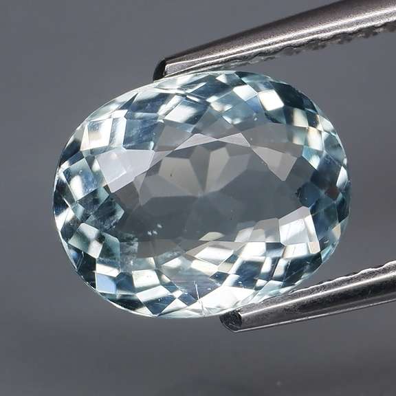 Platinum blue! Unheated! 1.91ct Aquamarine