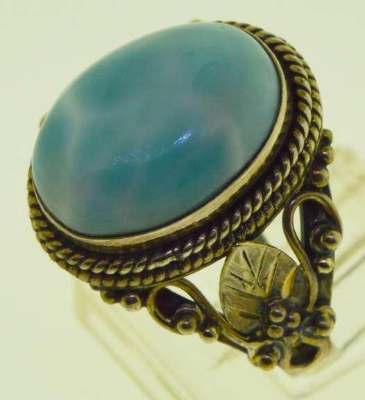 Sterling Silver Oval Larimar Ring