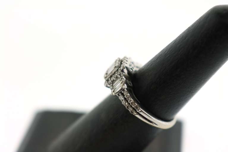 LADIES 14 KT WHITE GOLD DIAMOND ENGAGEMENT RING