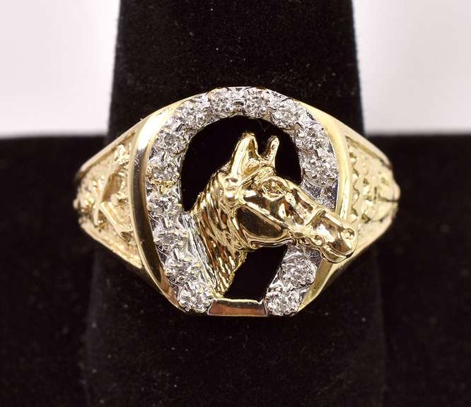 Incredible Men's Equestrian Ring in Yellow Gold