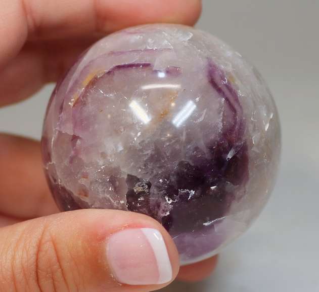 Gorgeous color! 1,144ct Amethyst sphere