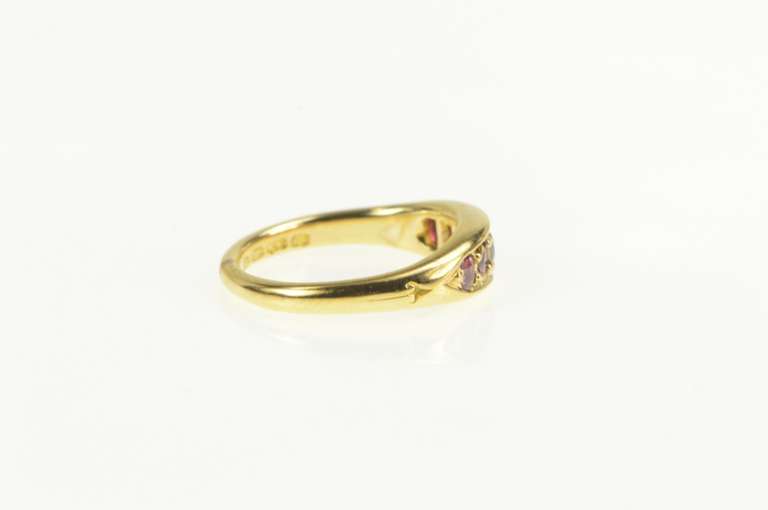 18K Yellow Gold Victorian Handmade Natural Ruby Graduated Ring