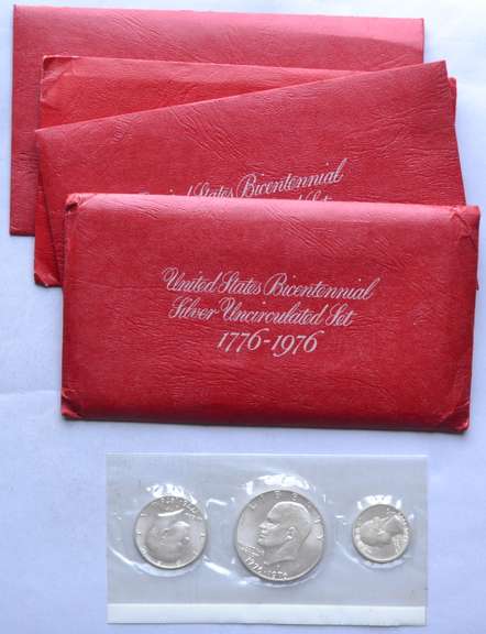 4 Unc 1976 3 Piece Silver Proof Red Envelope Bicentennial Sets