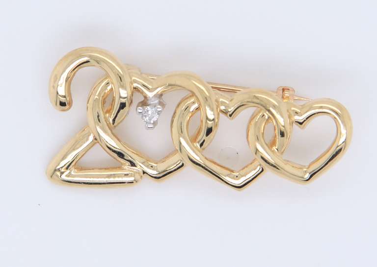 Cute Yellow Gold 2000 Brooch