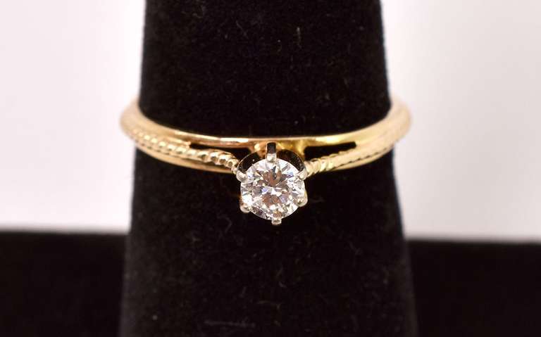 Dazzling Solitaire Diamond Ring in 14K Yellow Gold