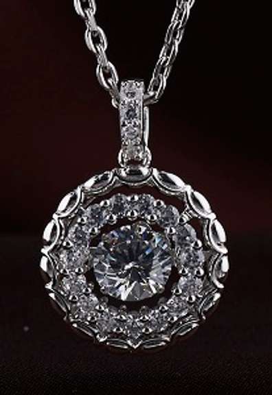 Gorgeous Dancing Stone Pendant