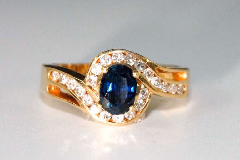 Beautiful Blue Sapphire & Diamond Ring in 14k