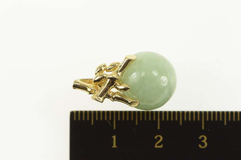 14K Yellow Gold Bamboo Motif 13.2mm Jadeite Ball Sphere Pendant