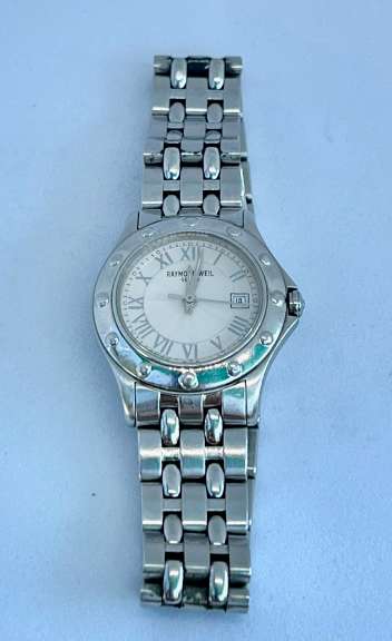 Rayond Weil Tango Collection Sapphire Crystal Ladies Watch