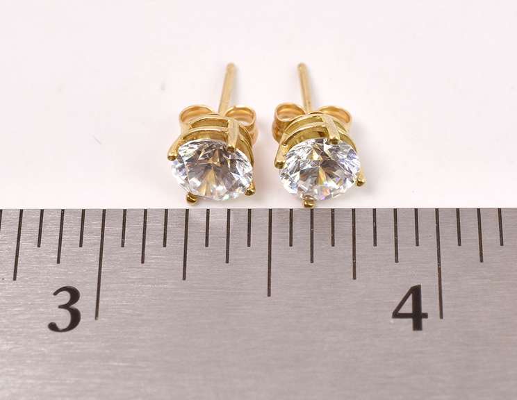 Stunning CZ Stud Earrings in 18K Yellow Gold