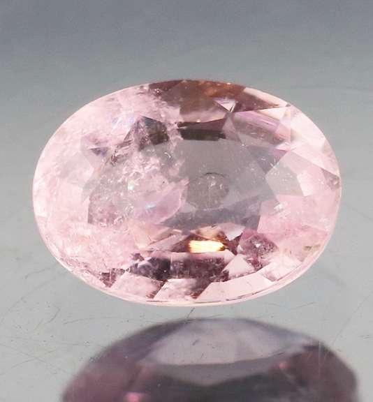 Lovely .92ct UNHEATED platinum pink Morganite