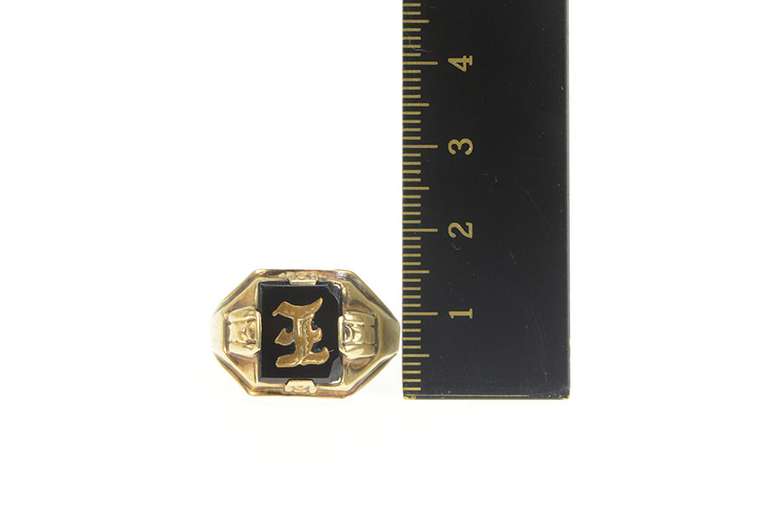10K Yellow Gold Victorian Black Onyx E Monogram Ornate Ring