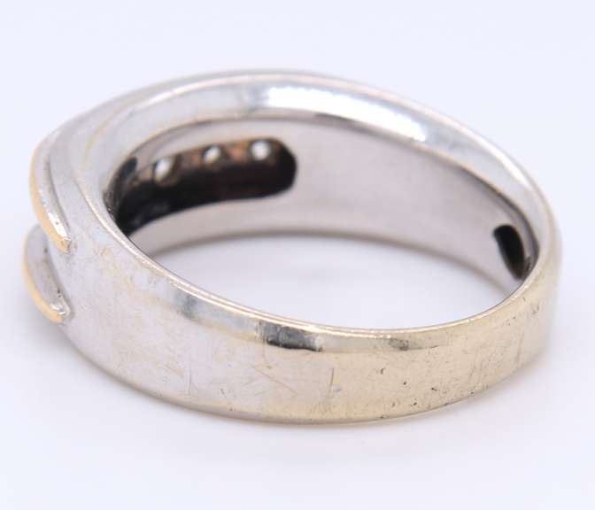 MEN'S 14K WHITE GOLD  DIAMOND BAND / RING