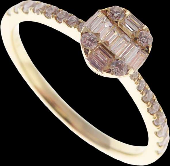 Splendid 18kt Yellow Gold Diamond Ring