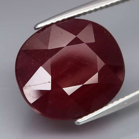 Fantastic 18.49ct oval cut rich blood red Ruby