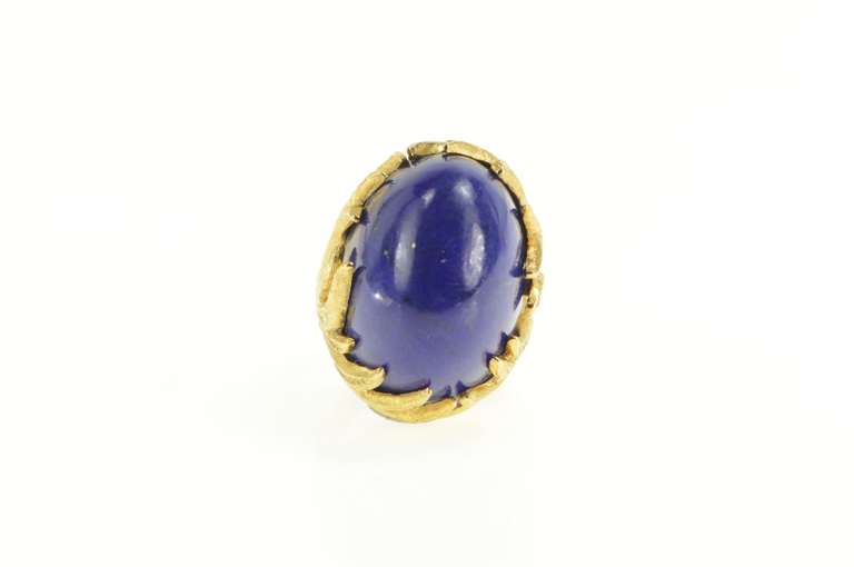 18K Yellow Gold Ornate Lapis Lazuli 1960's Leaf Floral Cocktail Ring