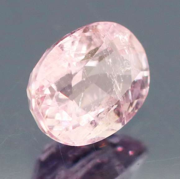 Stunning 1.60ct UNHEATED whisper pink Morganite