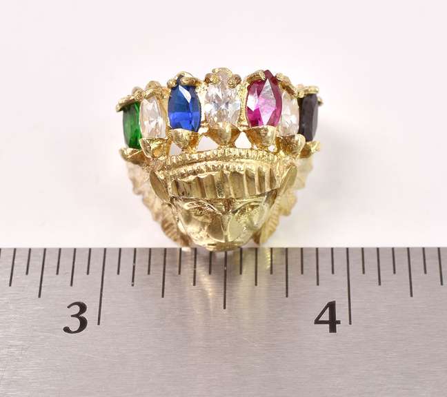 Beautiful Native American Inspired Ring in Yellow Gold