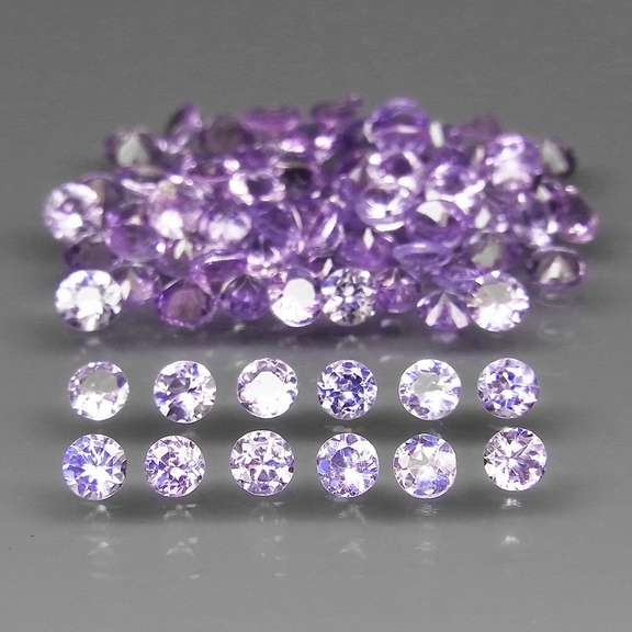 Glittering 5.30ct bright blue violet Tanzanite set