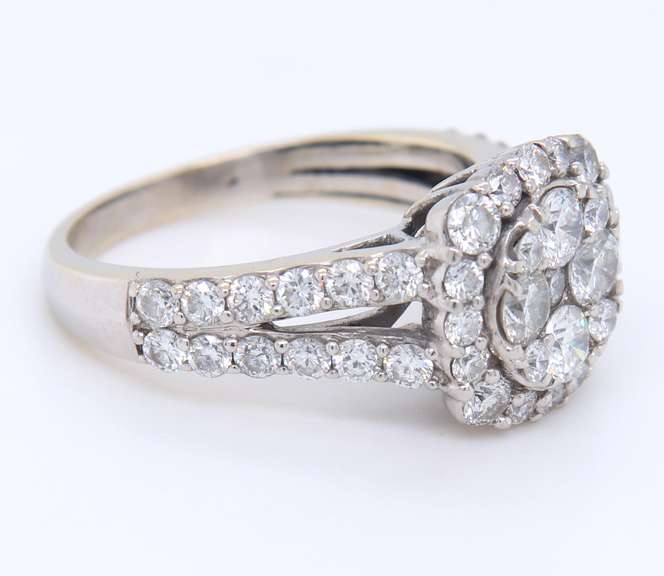 Dazzling White Gold Diamond Cluster Halo Ring