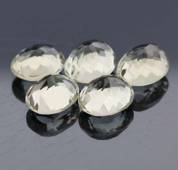 Brilliant 17.37ct natural platinum green Amethyst set