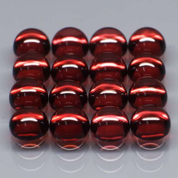 Gorgeous chianti red 13.28ct 16pc Garnet set