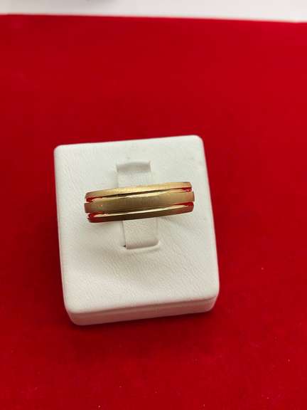 14K YELLOW GOLD WEDDING BAND
