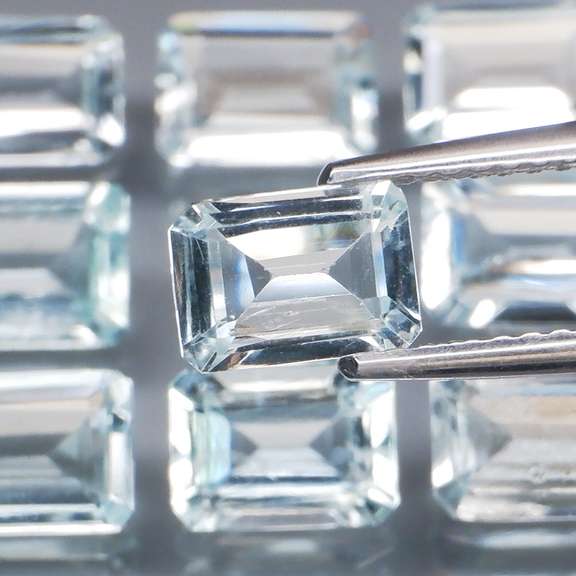 Large 6.40ct platinum blue emerald cut Aquamarine set