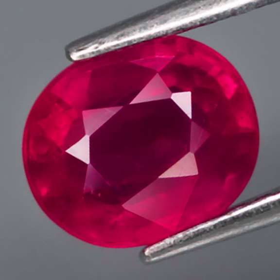 Fantastic 1.78ct oval cut rich blood red Ruby