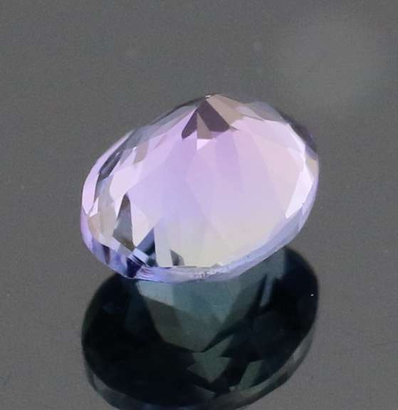 Attention grabbing! 1.12ct unheated Tanzanite