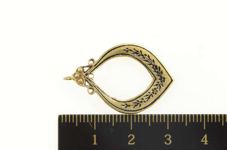 14K Yellow Gold Ornate 1940's Black Enamel Scrollwork Pendant