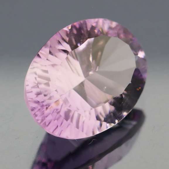 Tremendous 8.94ct natural vibrant lilac Amethyst