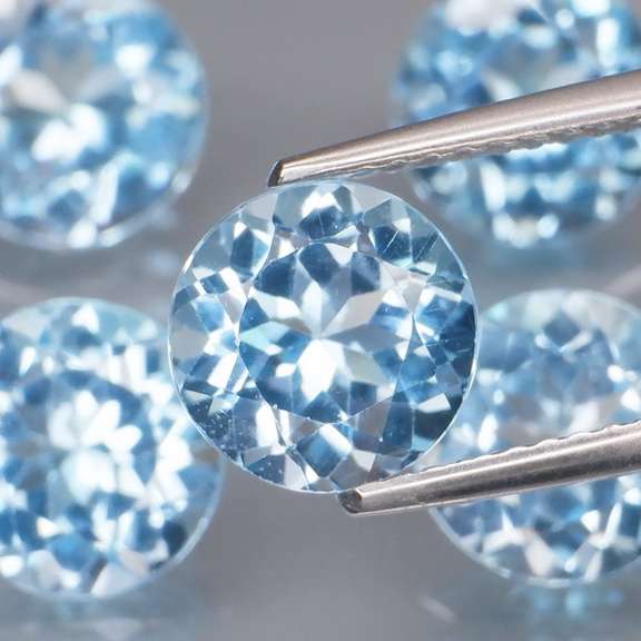 Sparkling! 5 piece 11.66ct full fire sky blue Topaz set