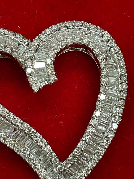 14K WHITE GOLD DIAMOND HEART PENDANT 5.00 CARATS