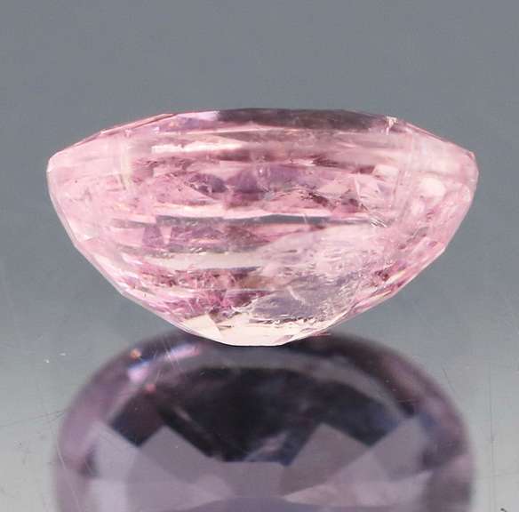 Gorgeous 1.93ct untreated bubblegum pink Morganite