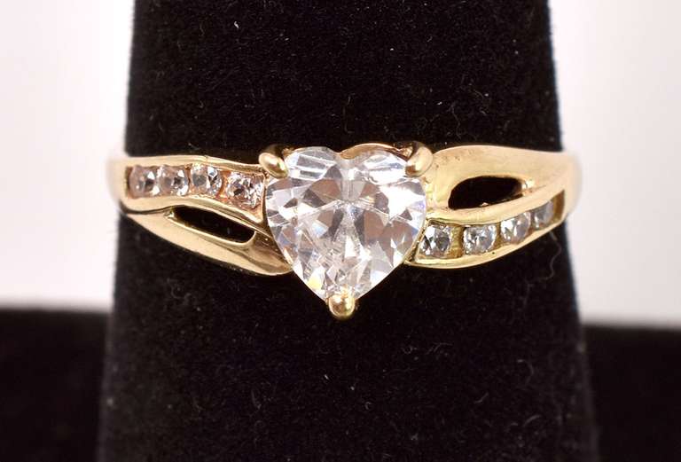 Precious CZ Heart Ring in Yellow Gold