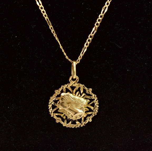 Flowing Hair Pendant Necklace in 14K Yellow Gold