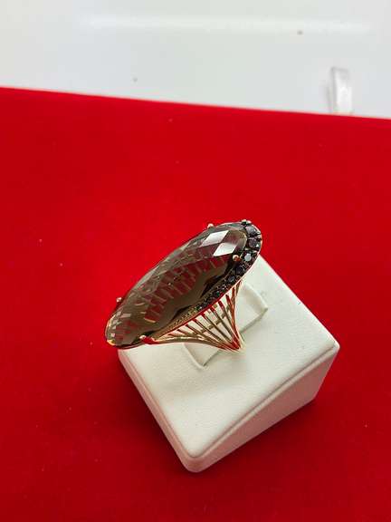 LADIES 14K GOLD RING WITH SMOKEY QUARTZ