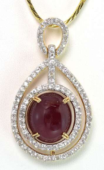 Enamoring Massive 10.00CTS Natural cabochon-Cut Star Ruby & White Sapphire Droplet Necklace in Vermeil