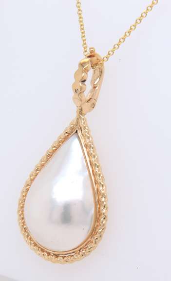 Handsome Yellow Gold Pear Shape Mabe Pearl Enhancer Necklace