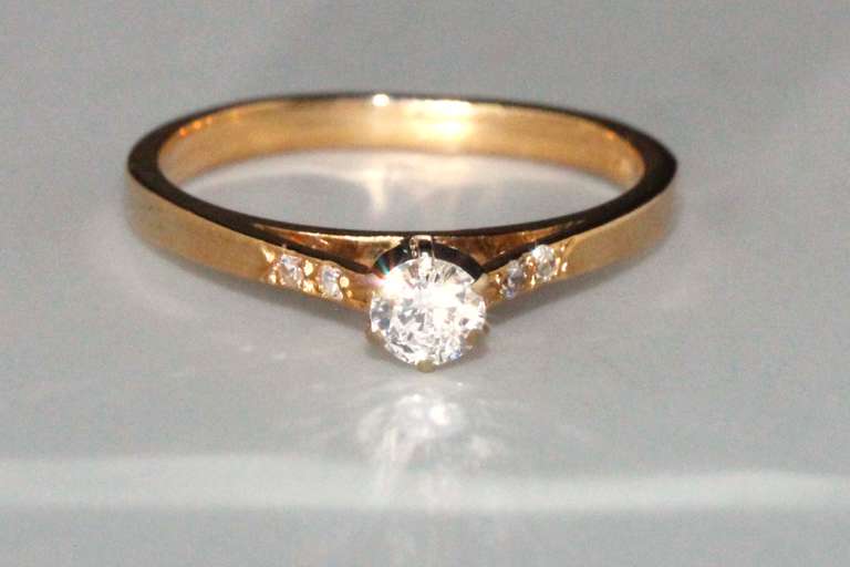 Charming Diamond Solitaire in 14k